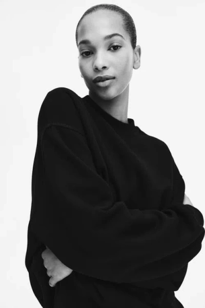 H&m Oversized Sweatshirt In Black