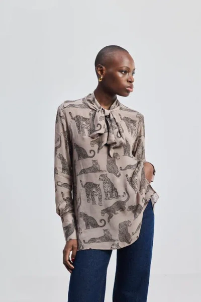 Reistor Relaxed-fit Top With Front Tie In Multi