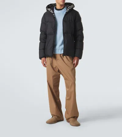 Moncler Montcla Water Repellent Short Hooded Down Jacket In Black