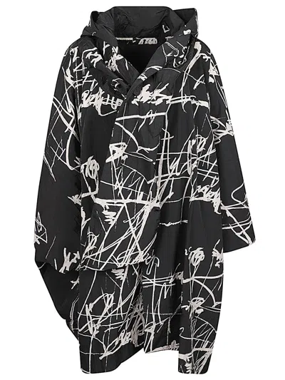 Moyuru Scribble-print Hooded Jacket In Black