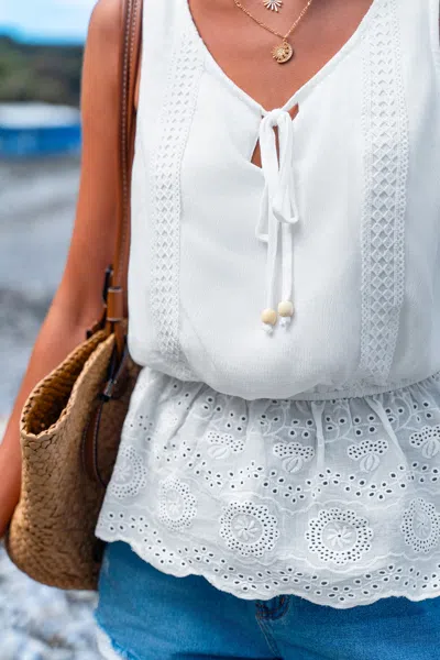 Cupshe Sensitive One White Top In White