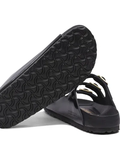 Birkenstock Sleek Narrow Fit Sandalo With Adjustable Straps In Black