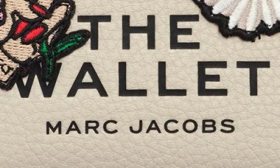 Marc Jacobs The Mini Compact Wallet In Neutral