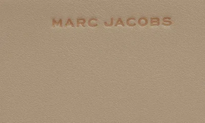 Marc Jacobs The Top Zip Multi Wallet In Brown