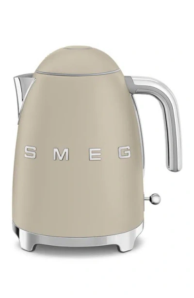 Smeg 7-cup Electric Kettle In Silver