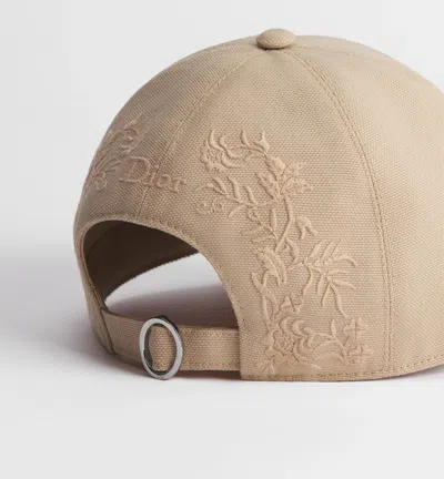 Dior Medaillon D-player Cap In Brown