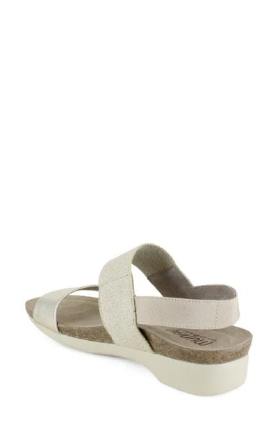 Munro Pisces Sandal In Neutral