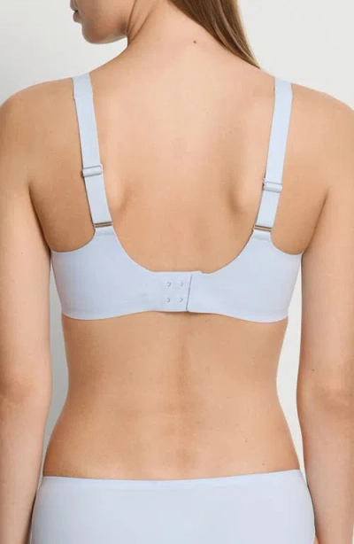 Hanro Invisible Touch Wireless Soft Cup Bra In Blue