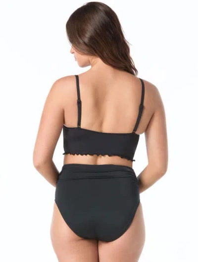 Coco Reef Lavish Crop Top In Black