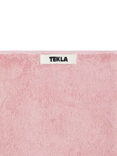 Tekla 로고 패치 핸드 타월 In Pink