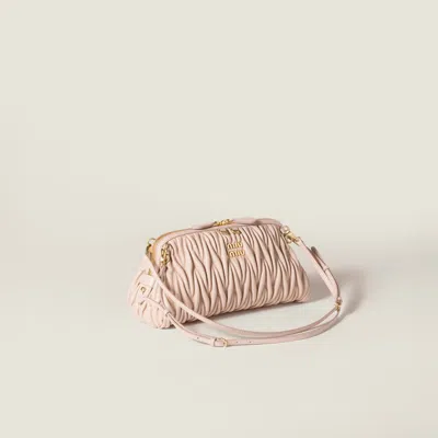 Miu Miu マテラッセ クラッチバッグ In Pink