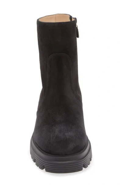 Stuart Weitzman Solid Color Suede Ankle Boots In Black