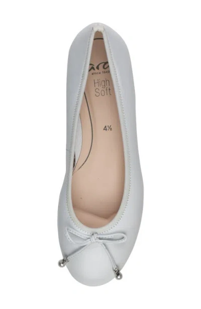 Ara Scout Flat In White