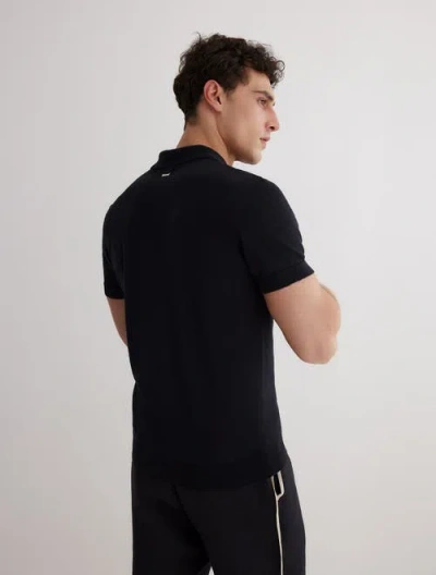 Moeva Johan In Black