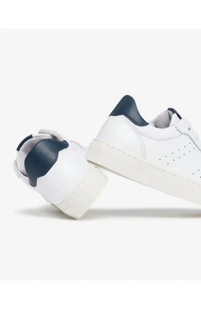 Nerogiardini Retro Low Top Sneaker In White
