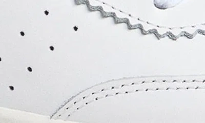 Nerogiardini Retro Low Top Sneaker In White