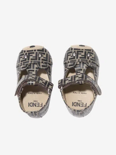 Fendi Kids All-over Logo Printed Touch-strap Pre-walkers In Multi