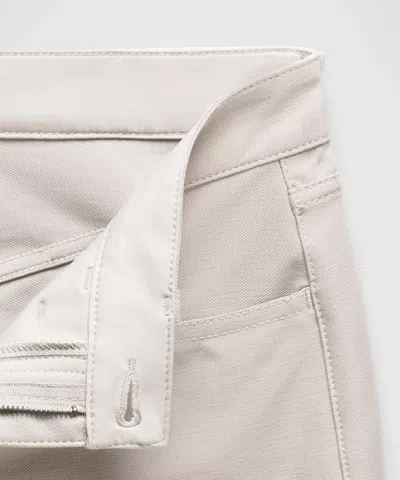 Lululemon Easyfive Mid-rise Short 4.5"