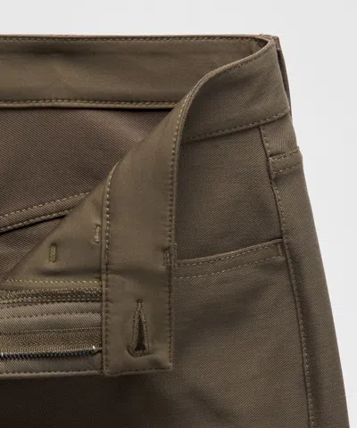 Lululemon Easyfive Mid-rise Short 4.5"