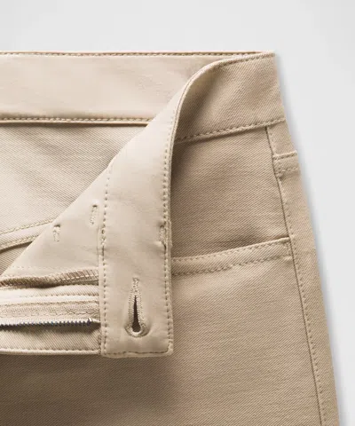 Lululemon Easyfive Mid-rise Short 4.5"