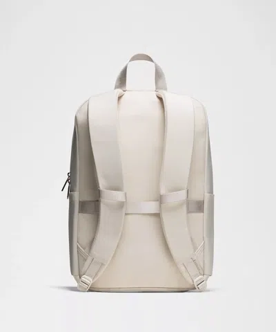 Lululemon Everywhere Backpack 22l
