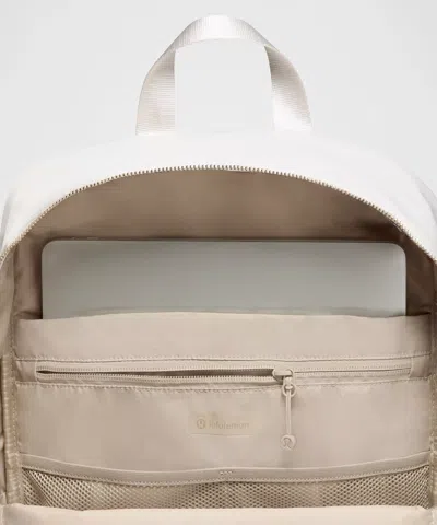 Lululemon Everywhere Backpack 22l