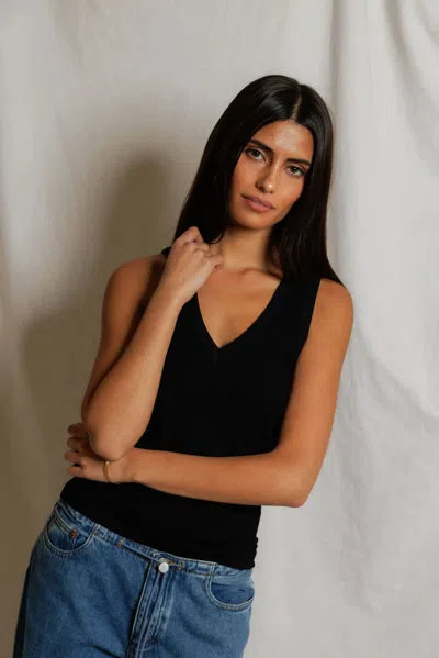 Perfectwhitetee Mallory Luxe Tank Top In Multi