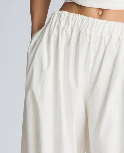 Kenneth Cole Pull On Bubble Leg Pant In White
