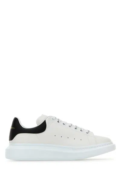 Alexander Mcqueen Men White And Black Low-top Sneakers With Chunky Sole And Contrasting Heel Tab In