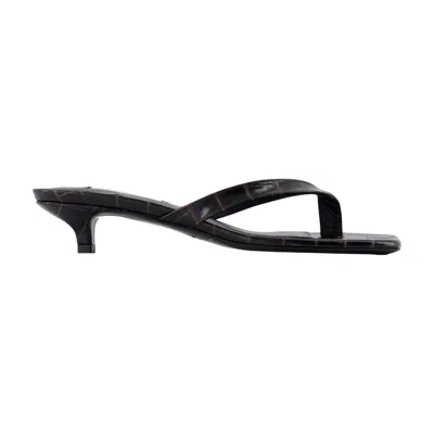Totême Minimalist Black Leather Thong Sandals With Square Toe And Low Heel In Multi