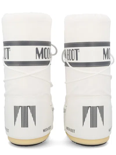 Moon Boot "icon" Boot In White