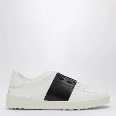 Valentino Blue Calf Leather Bos Taurus Low Top Sneakers In White