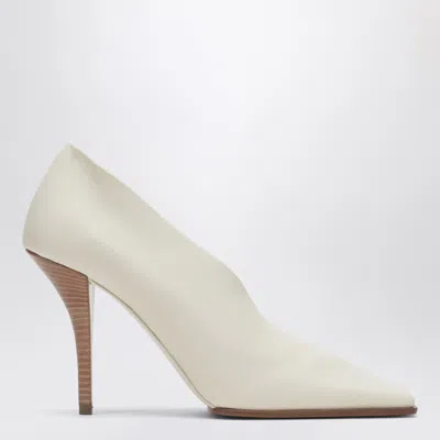 Alaïa Elegant 90mm Pumps In White