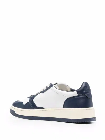 Autry Medalist Low Sneaker In Black