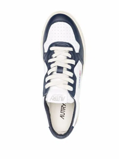 Autry Medalist Low Sneaker In Black