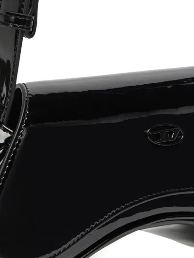Diesel Curved Black Play Clutch With Glossy Finish And Magnetic Closure