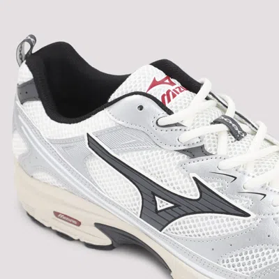 Mizuno Mxr Running Low-top Sneakers In White