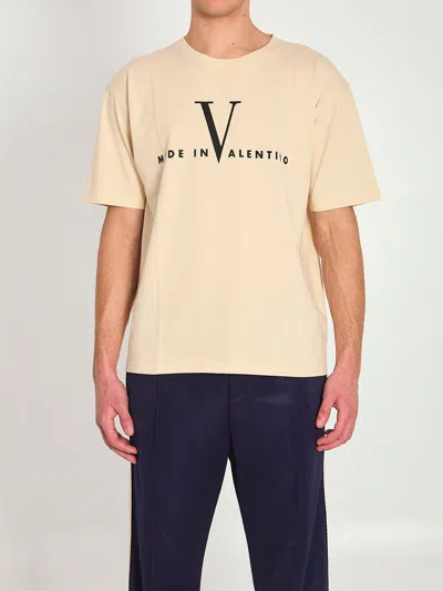 Valentino Men Beige Round Neck Logo T-shirt In White