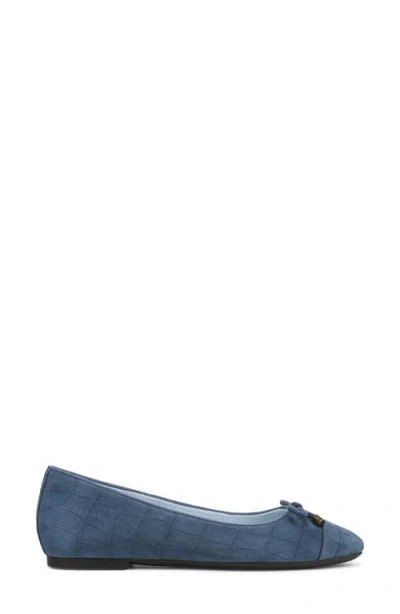 Vionic Klara Cap Toe Ballet Flat In Blue