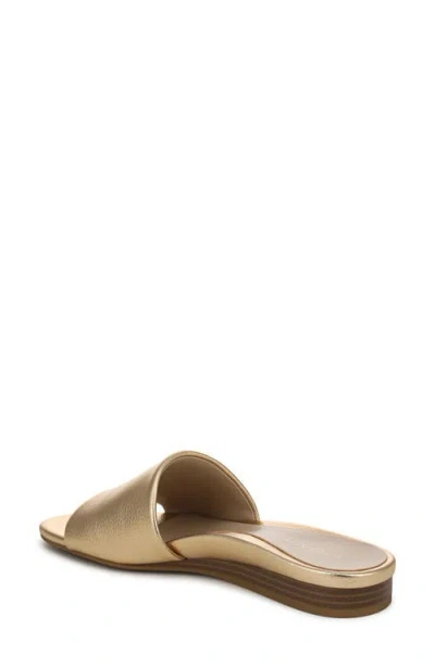 Vionic Gillian Slide Sandal In Multi
