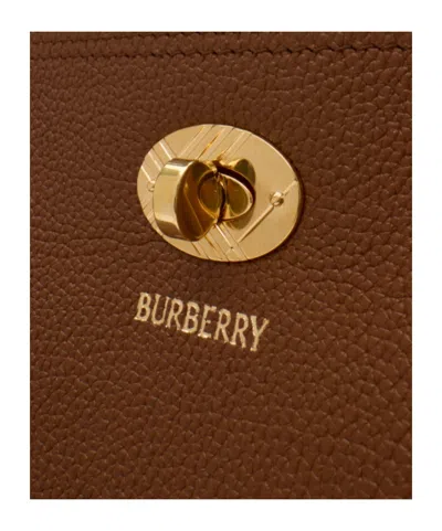 Burberry Medium Cotswolds Check Tote In Pattern