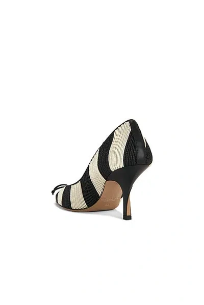 Jacquemus Les Escarpins Tourni 80 Striped Faux Raffia Pumps In Black