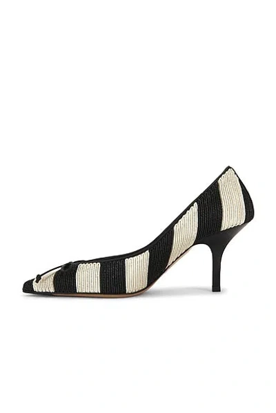 Jacquemus Les Escarpins Tourni 80 Striped Faux Raffia Pumps In Black