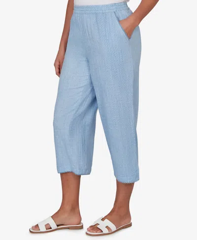 Ruby Rd. Petite Snow Washed Gauze Pull-on Capri Pants In Blue