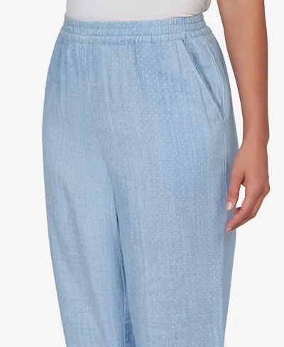 Ruby Rd. Petite Snow Washed Gauze Pull-on Capri Pants In Blue