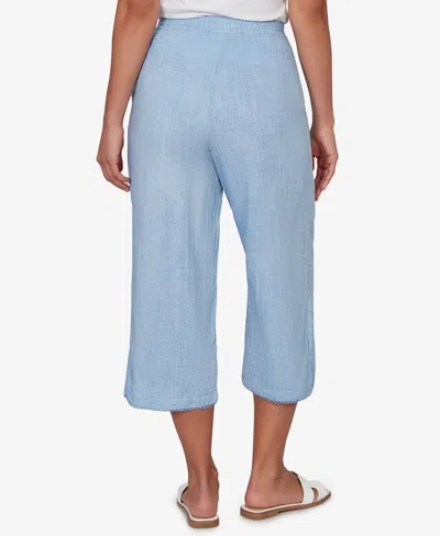 Ruby Rd. Petite Snow Washed Gauze Pull-on Capri Pants In Blue