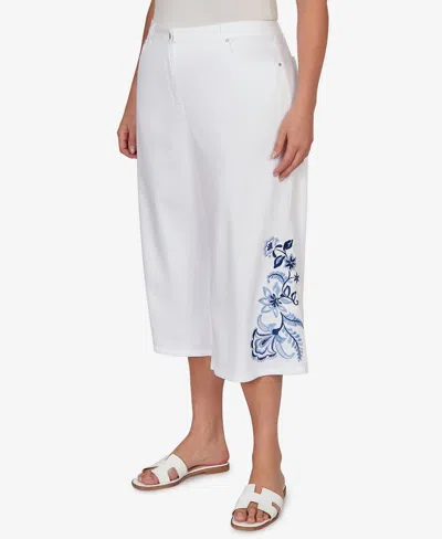 Ruby Rd. Plus Size Embroidered Hem Denim Capri Pants In White