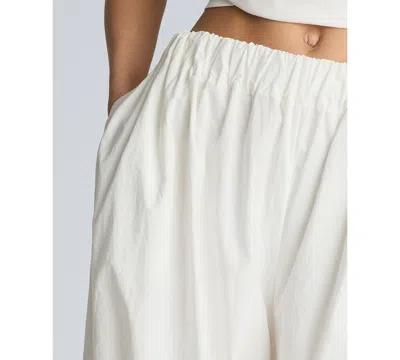 Kenneth Cole Pull On Bubble Leg Pant In White