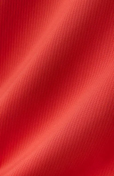 Rhone Endure T-shirt In Red