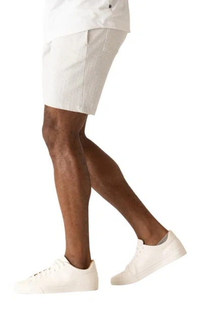 Deke 360 Infinity Shorts In White